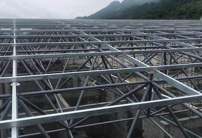 瑞金仁怀冠英学校艺体楼网架